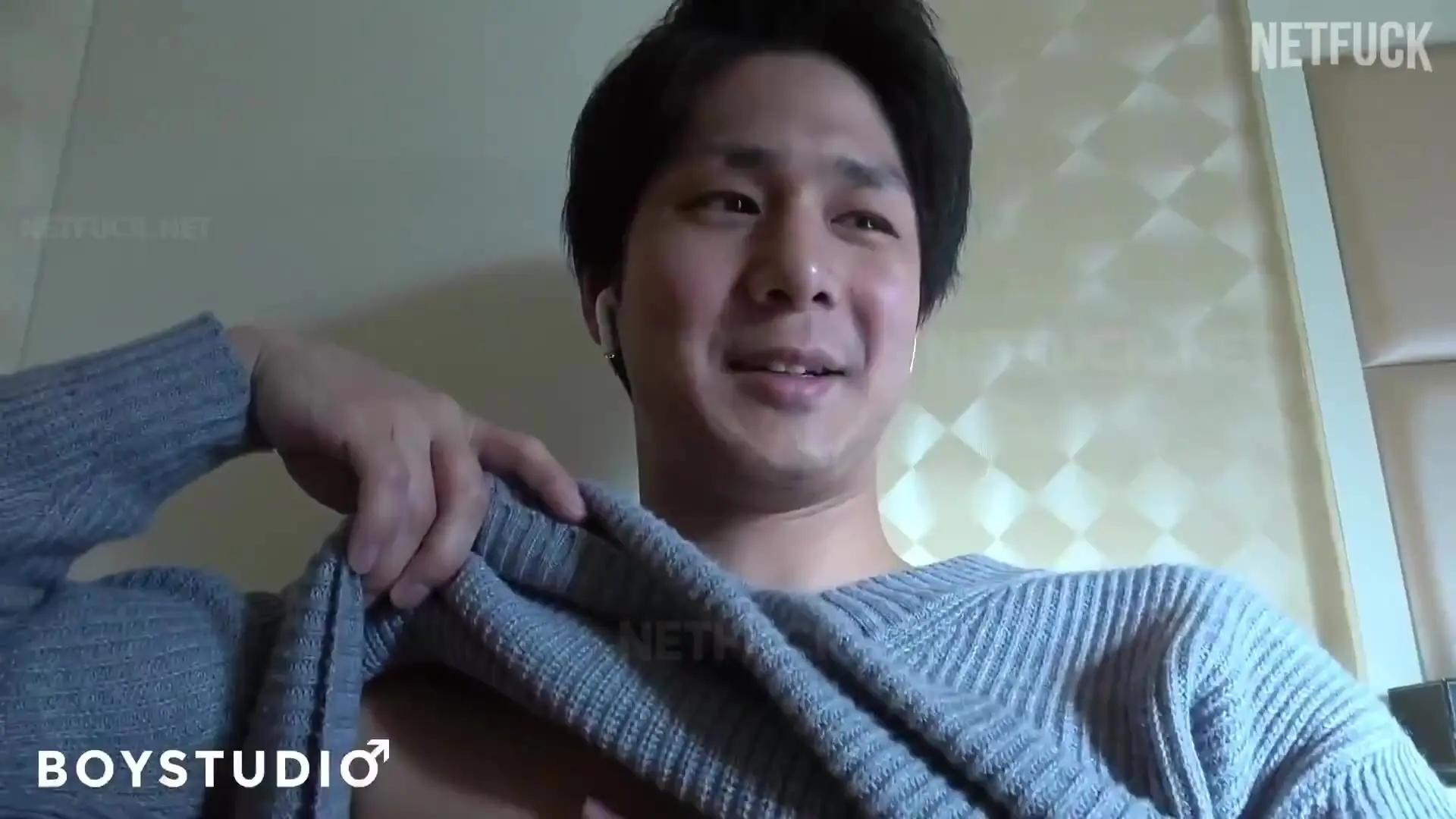 BOY-355 大人男子を手コキでイカす！！